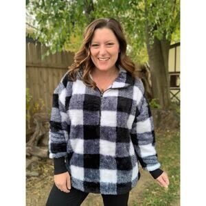 LuLaRoe Nancy Sherpa Pullover 2XL Black White Buffalo Plaid Fuzzy Half Zip NWT